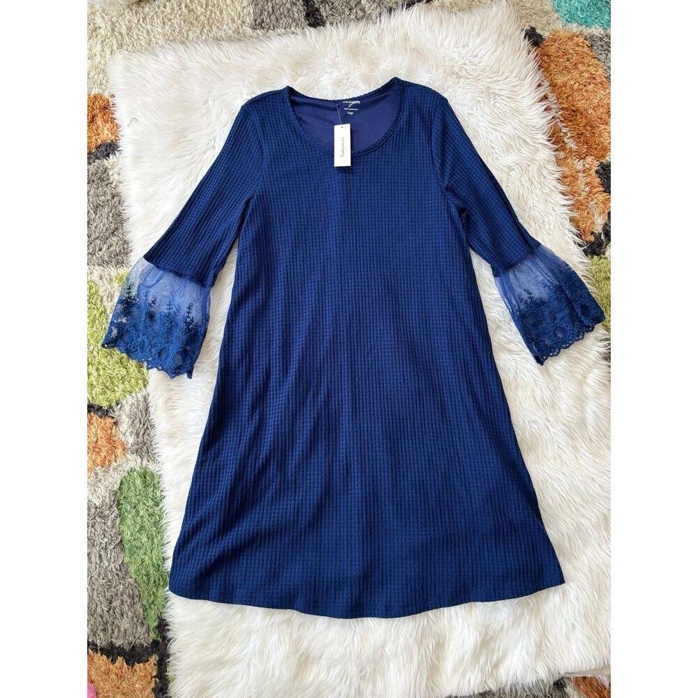 Alya Francesca’s dress - Picture 4 of 9